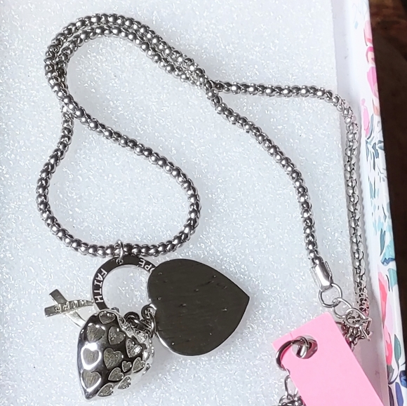 Faith Love Hope Breast Cancer Necklace - Picture 4 of 10